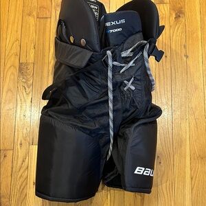 Bauer Black Hockey Pants (NWOT)